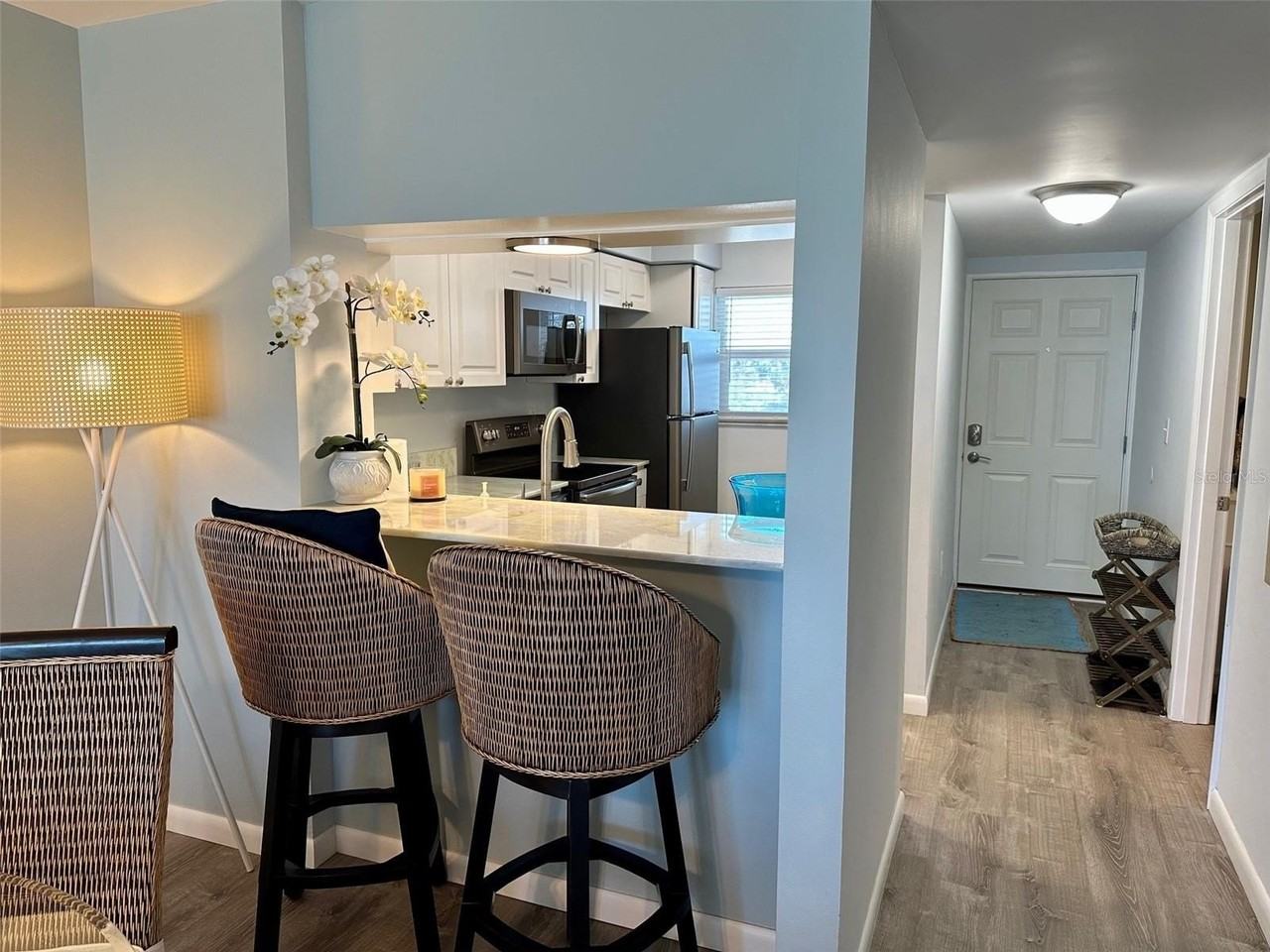 950 Tarpon Center Dr #301 - Photo 4 of 31