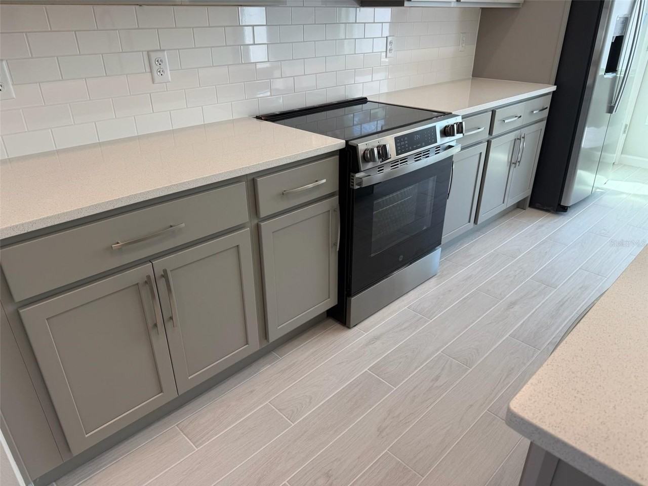 619 Pothos St - Photo 7 of 37