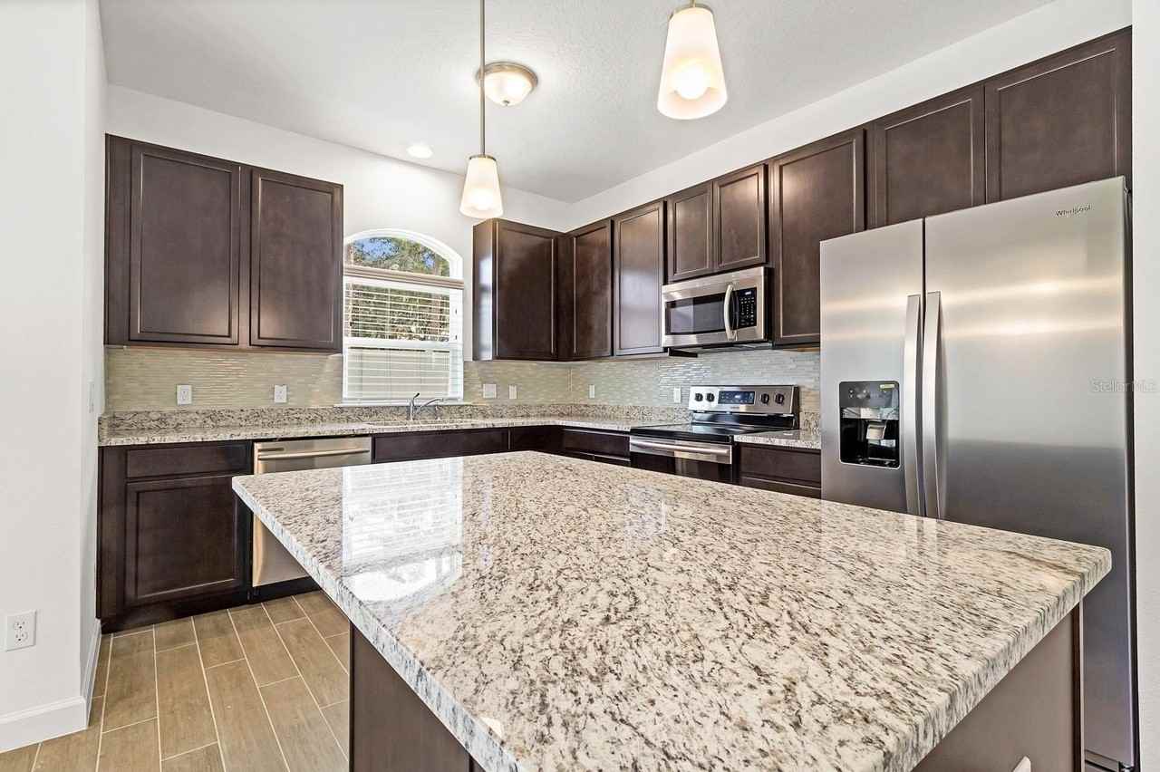 3197 Crown Jewel Ct - Photo 2 of 18