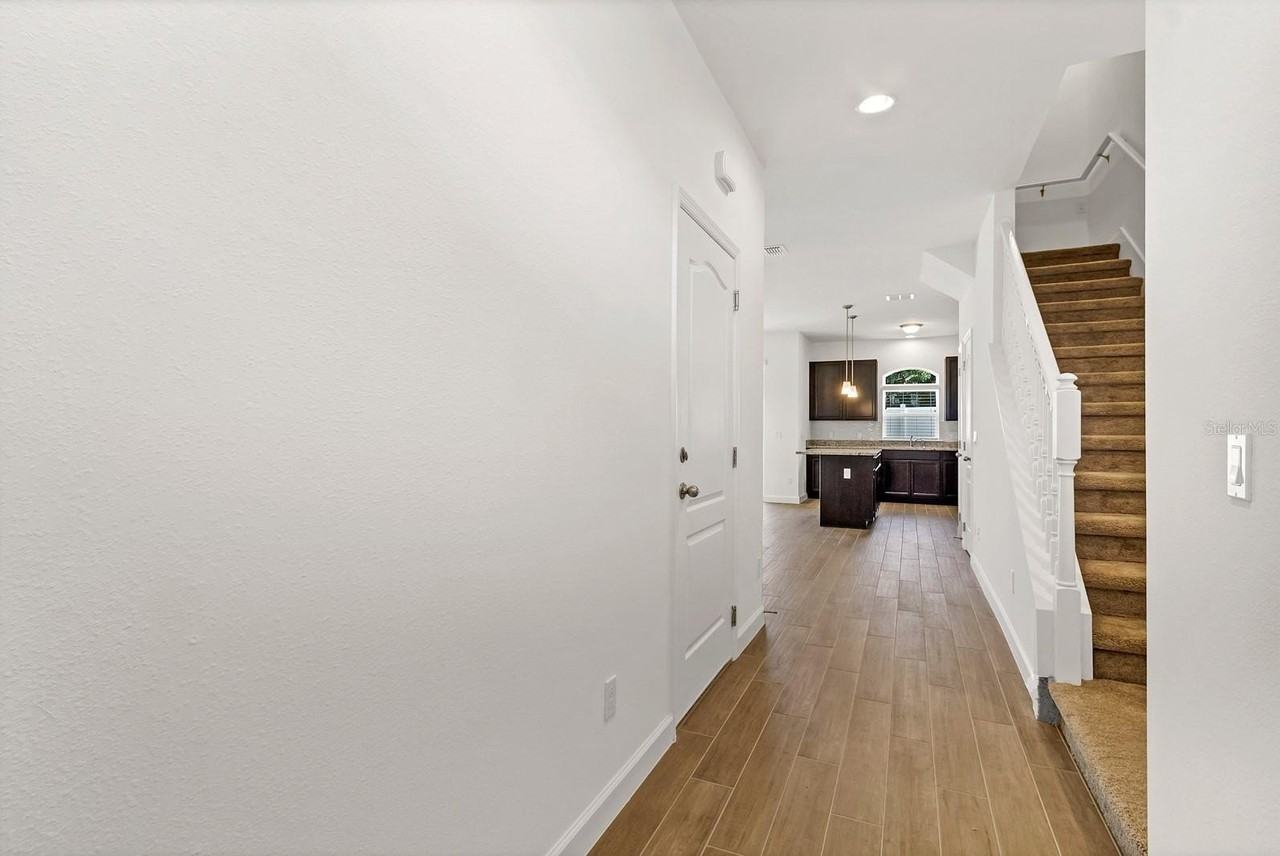 3197 Crown Jewel Ct - Photo 3 of 18