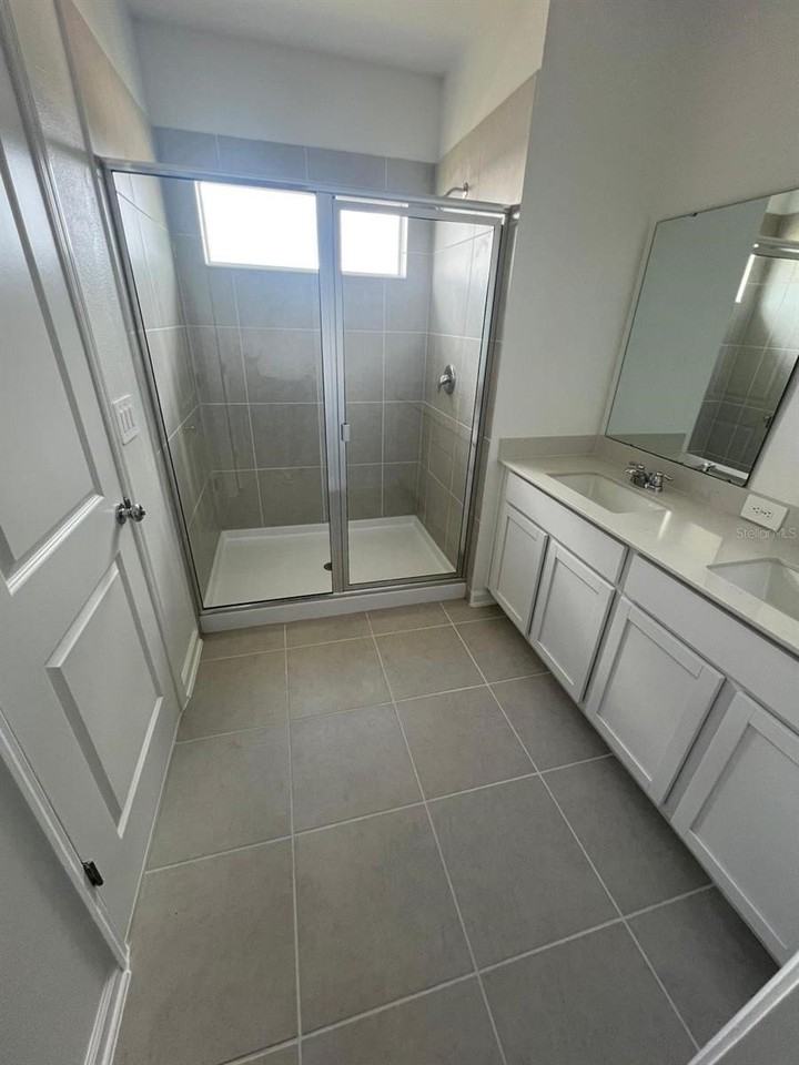 2660 Skyline Loop - Photo 7 of 19