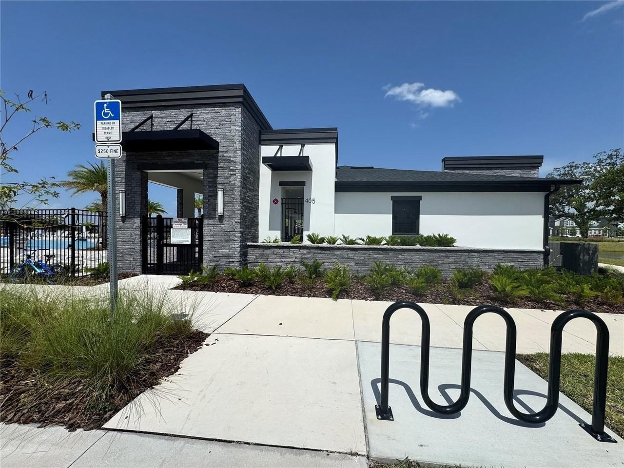 5745 Freshwater Canyon Dr - Photo 3 of 40