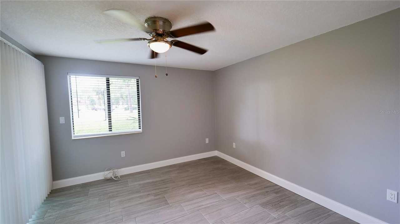 1917 Peppermill Dr #1917 - Photo 6 of 14