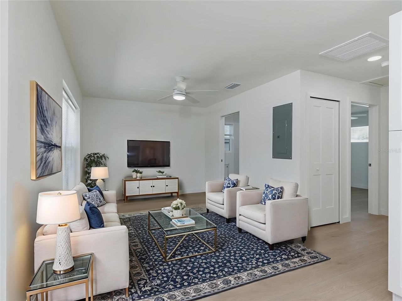 7291 8th St N - Photo 4 of 22