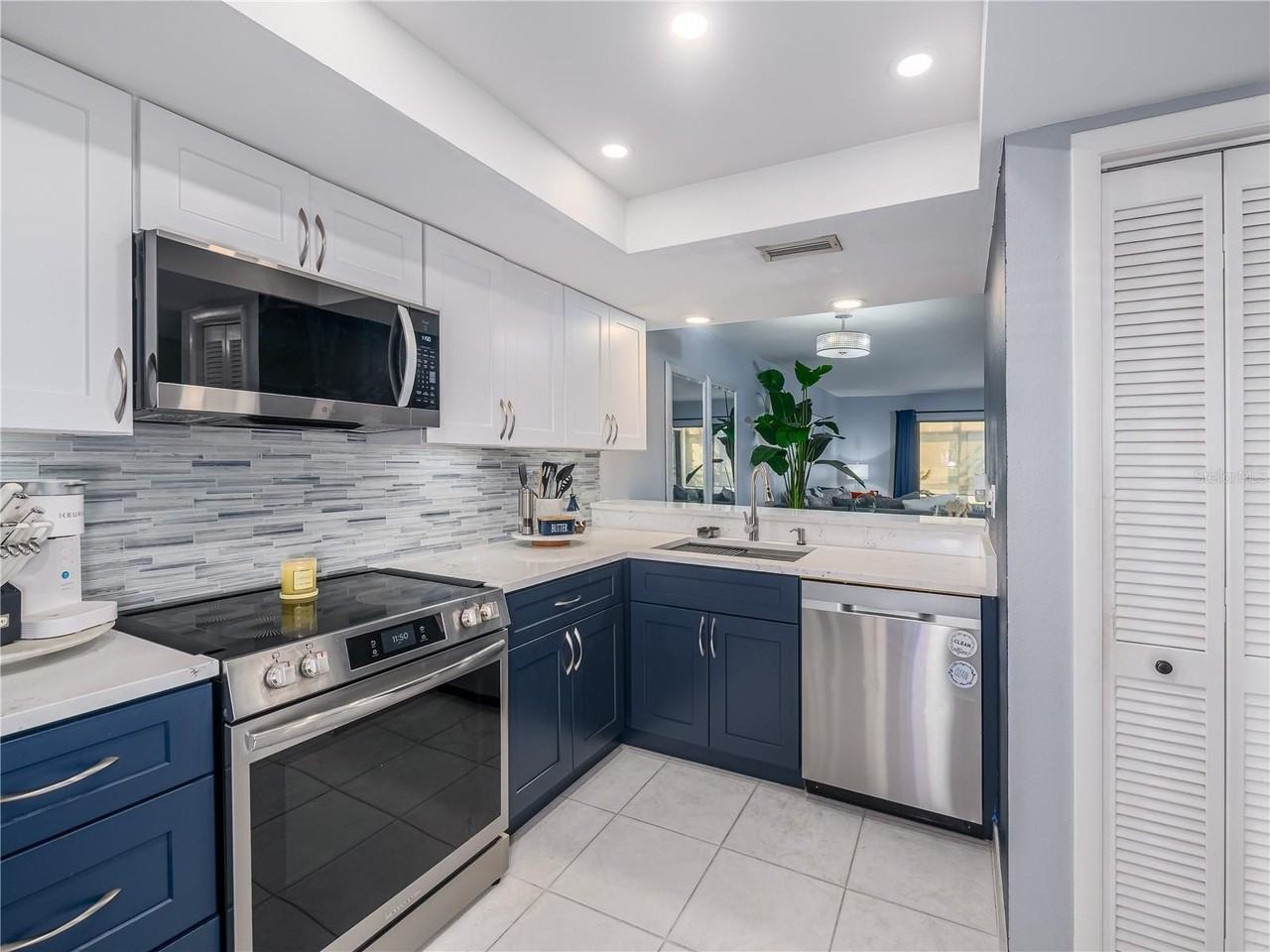 120 Caryl Way - Photo 4 of 25