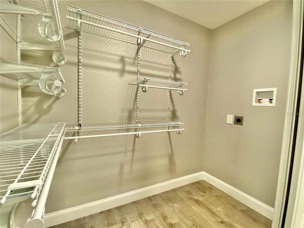 403 Broadus St - Photo 7 of 11