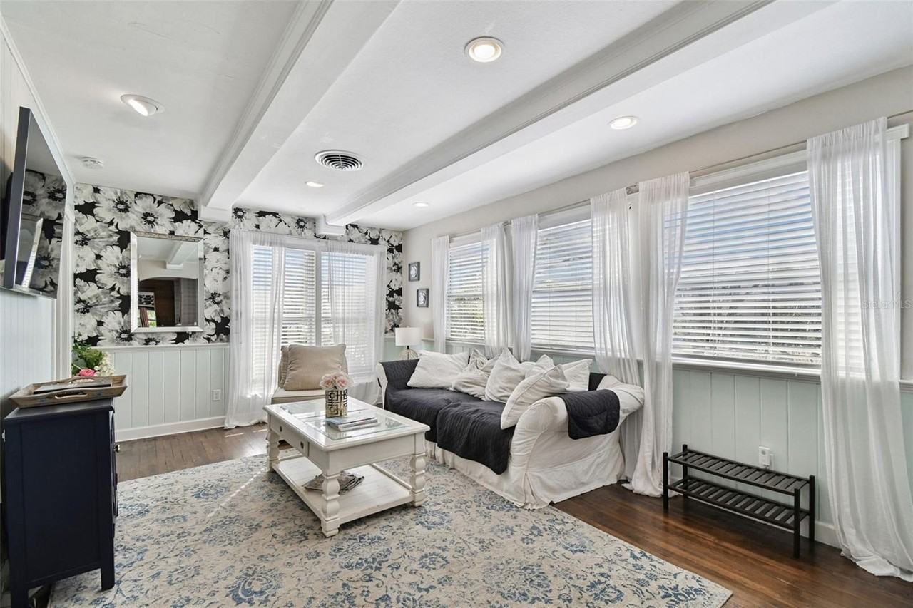 3319 Paul Avenue - Photo 5 of 50