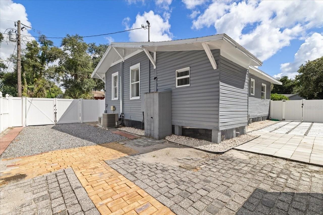 2916 N Highland Ave - Photo 4 of 25