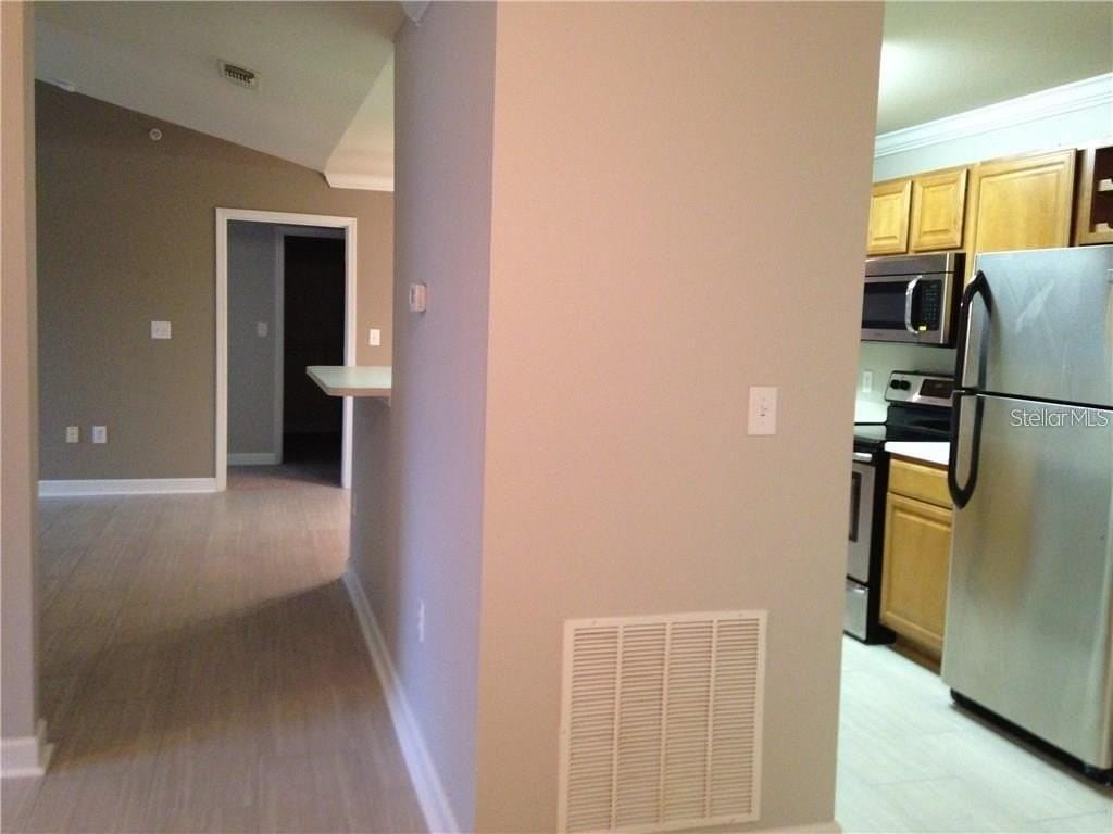 18322 Bridle Club Dr #18322 - Photo 2 of 19