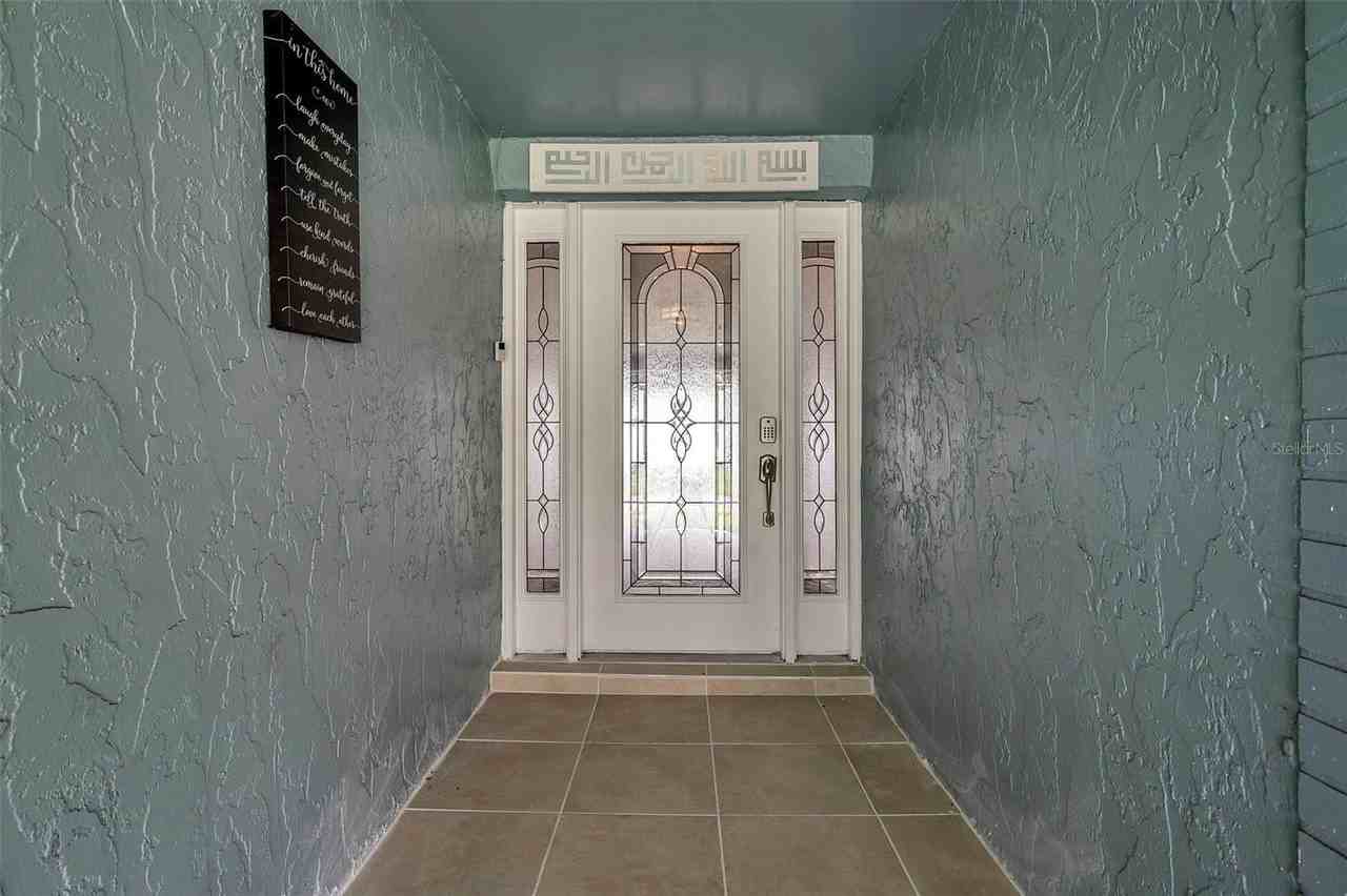 1520 Windmill Pointe Rd - Photo 7 of 50