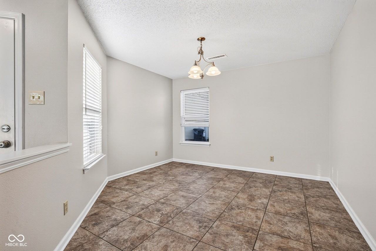 6666 Black Antler Cir - Photo 7 of 38