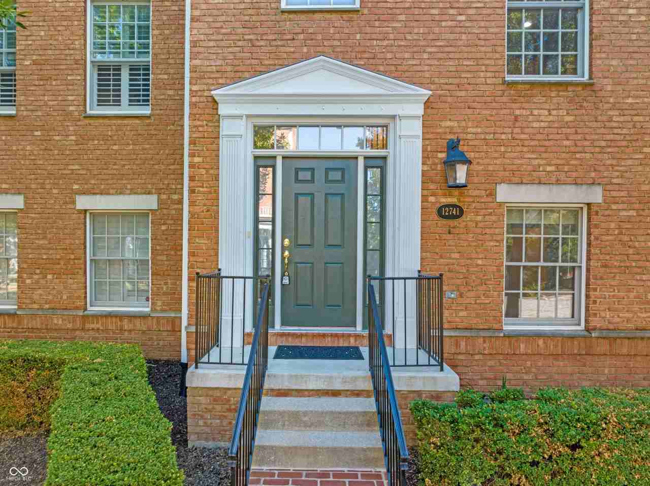 12741 Edgemont Way - Photo 4 of 48