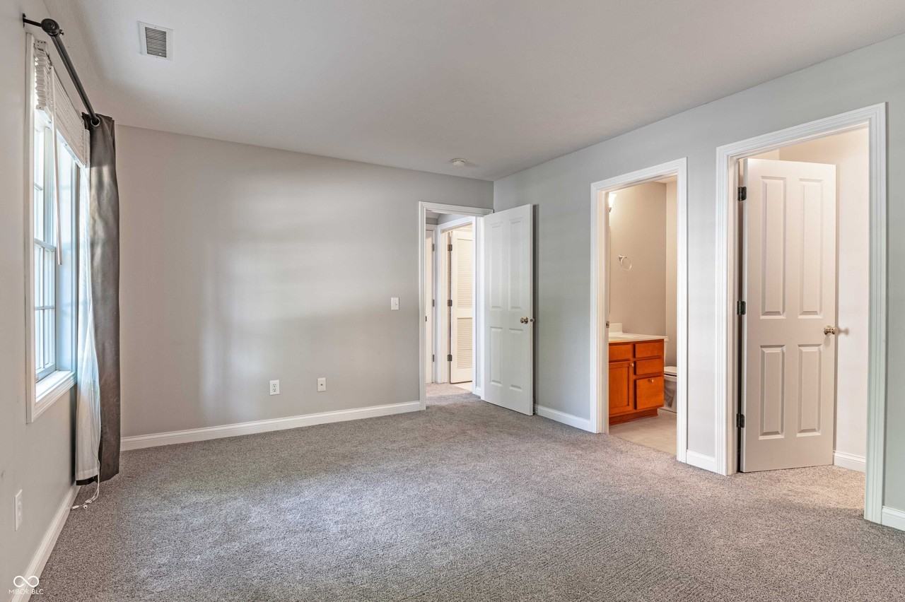 12741 Edgemont Way - Photo 7 of 48