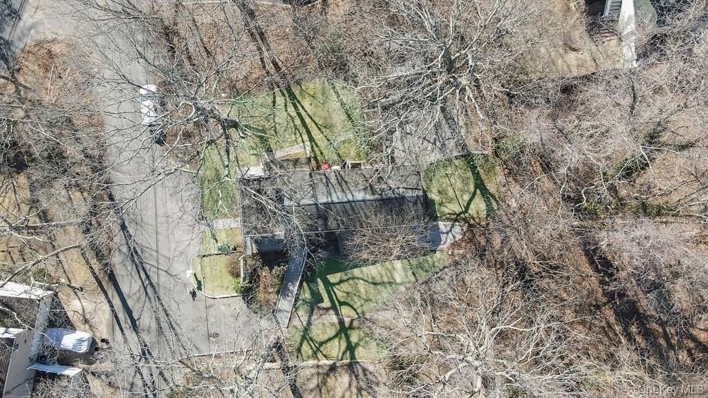 7 7 Yucca Road unit: Lower - Photo 3 of 11