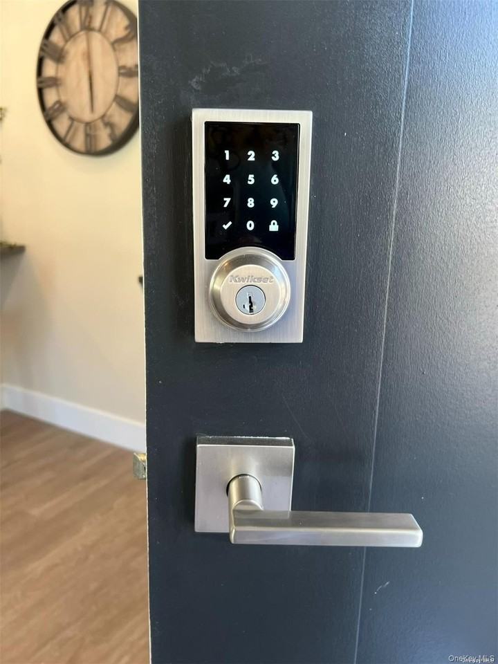 1080 New York Ave Apt 303 #303 - Photo 2 of 14