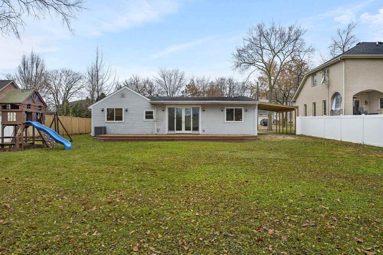 9059 Oneill Drive - Photo 2 of 15