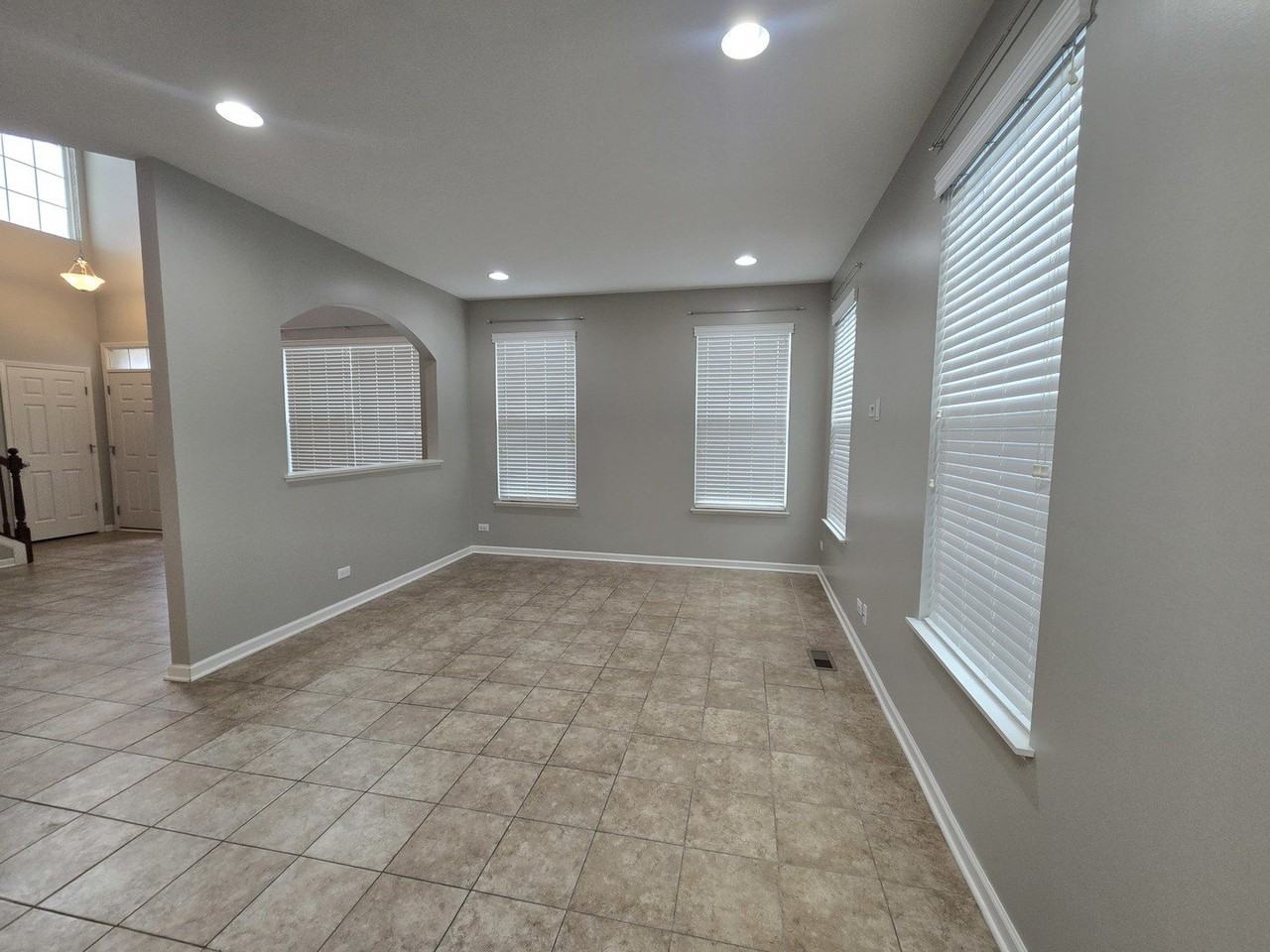 460 S Jade Ln - Photo 7 of 21