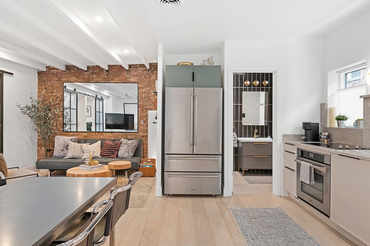 2124 North Sedgwick Street #CH - Photo 6 of 21