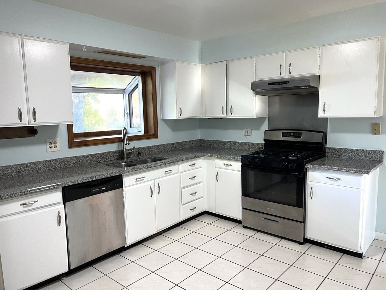 2720 Kincaid Drive - Photo 7 of 16