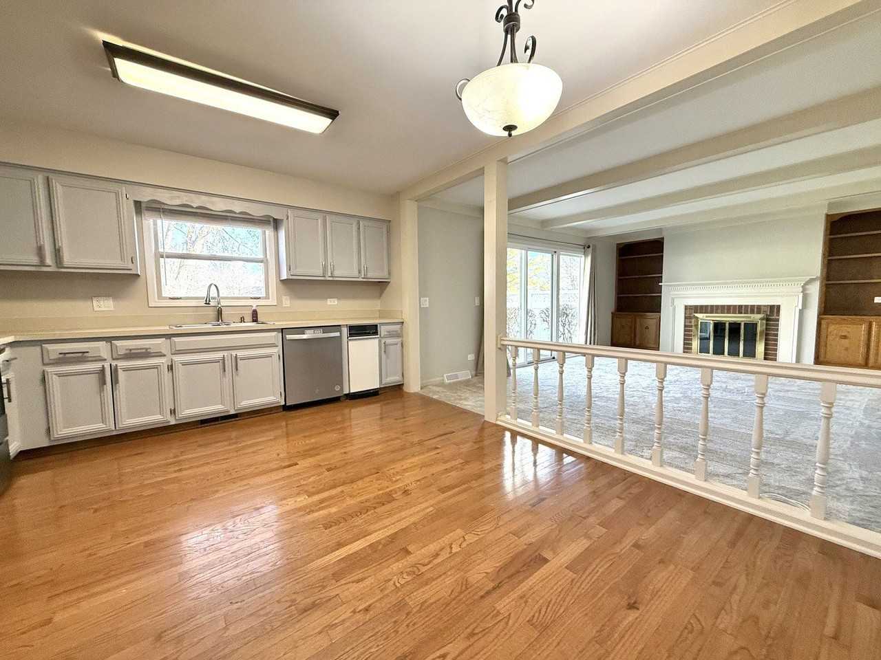 1209 West Bauer Road - Photo 5 of 24