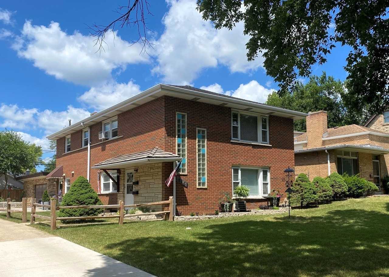 216 South 9th Avenue #1