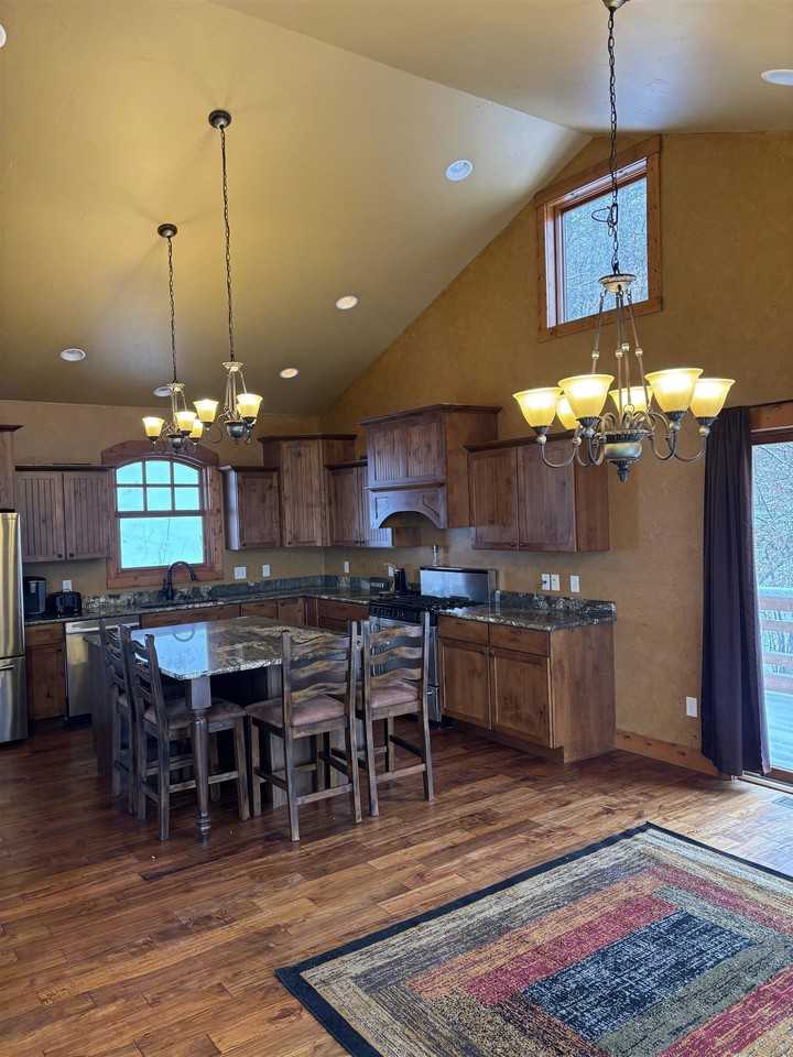 188 Oak Ridge Rd - Photo 6 of 43