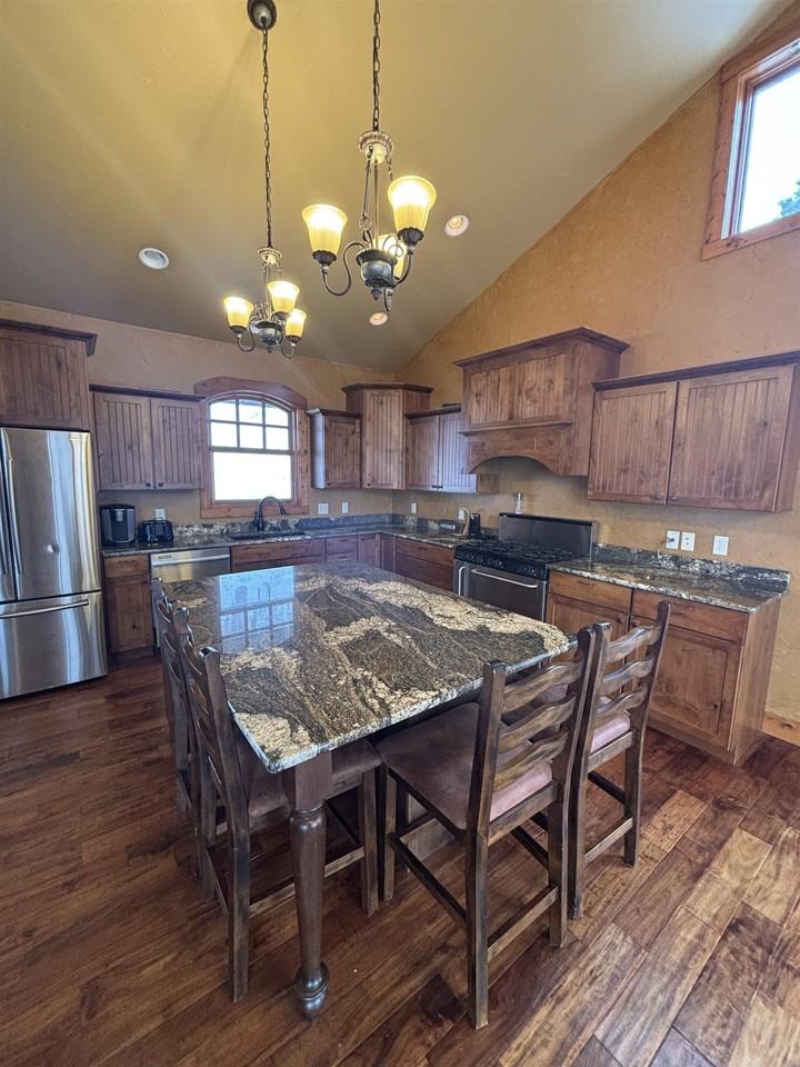 188 Oak Ridge Rd - Photo 7 of 43