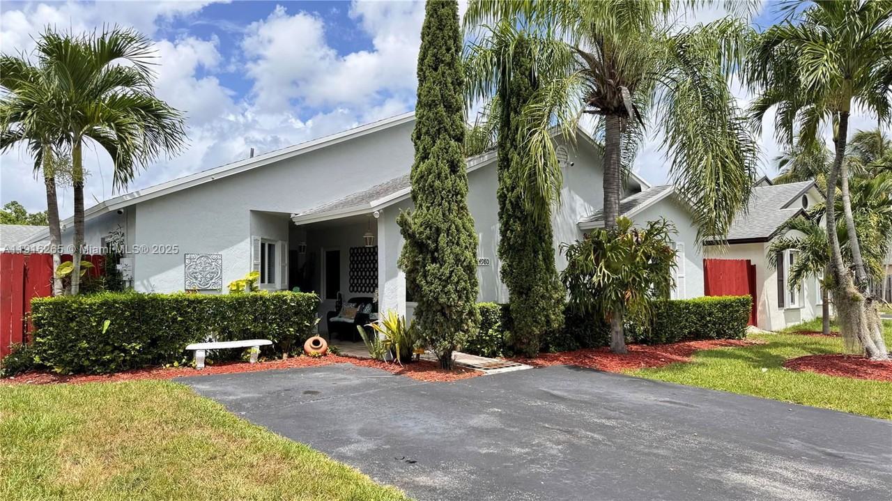 24980 Southwest 127th Court