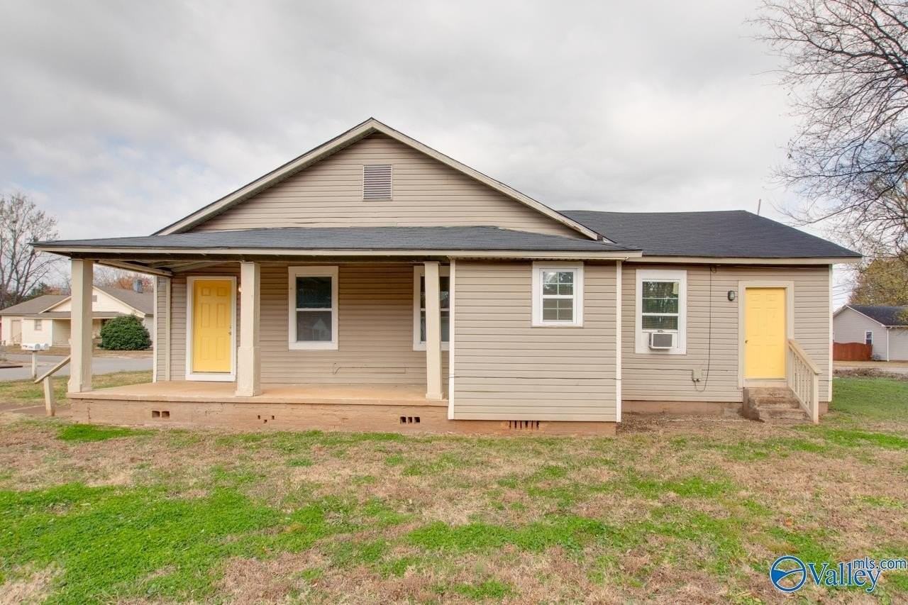 3703 Fairview St Sw - Photo 3 of 19