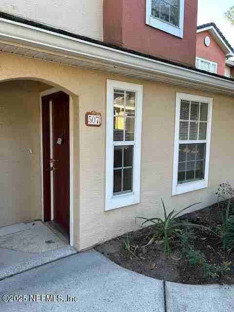 10075 Gate Pkwy N Apt 507 #507 - Photo 2 of 25