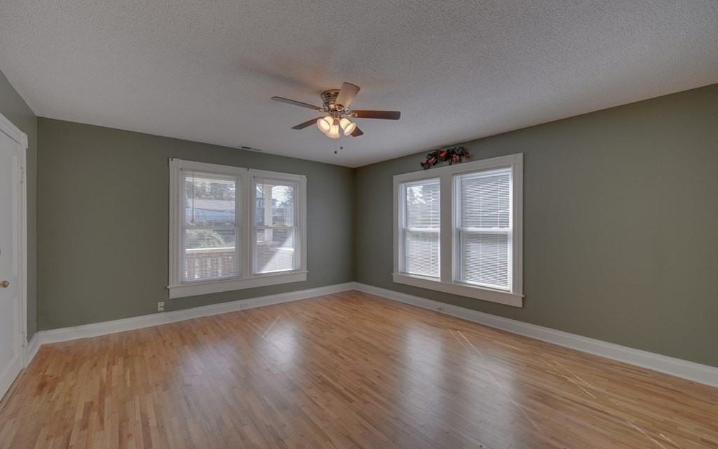 113 Prospect Street - Photo 5 of 16