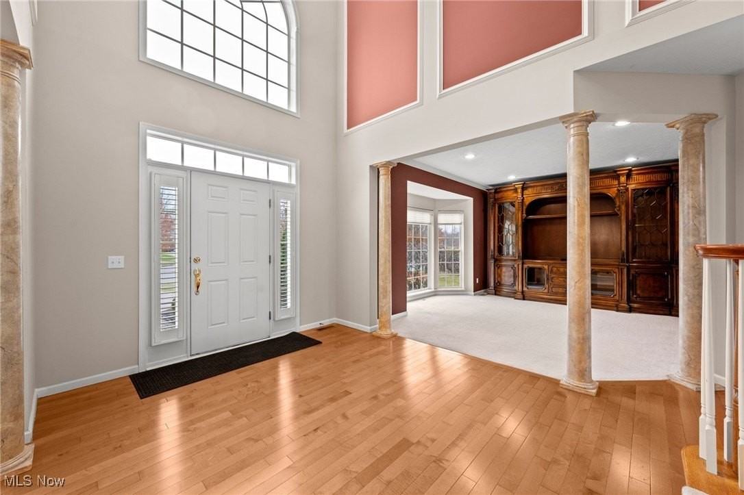 7441 Scioto Ct - Photo 4 of 50