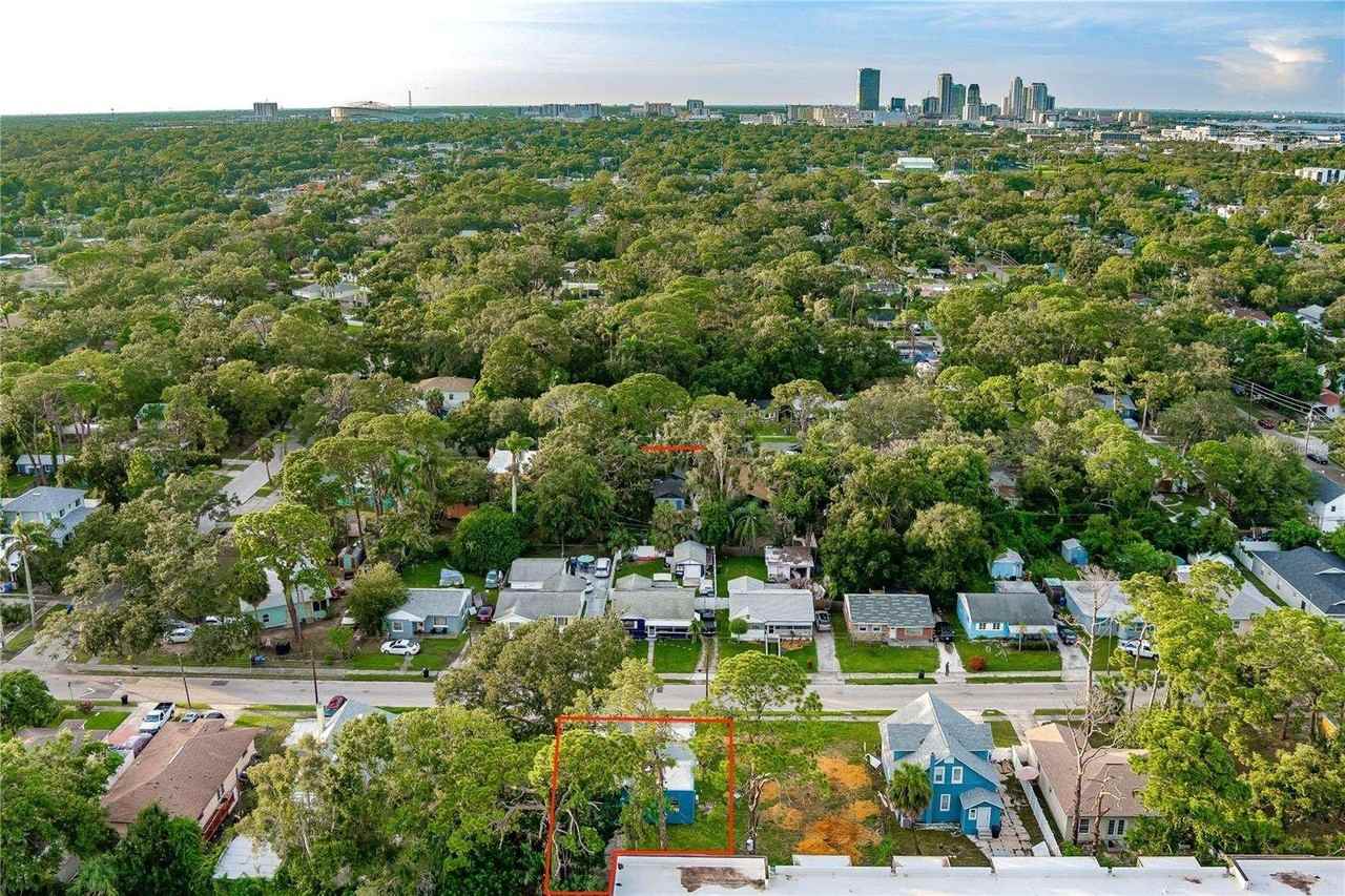 762 30th Ave S - Photo 2 of 5