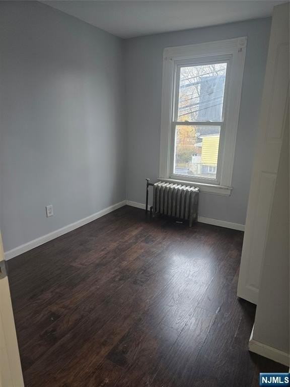 459 Grove St - Photo 4 of 7