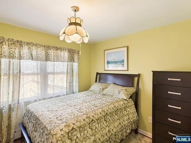 800 800 Vosseller Avenue - Photo 6 of 10