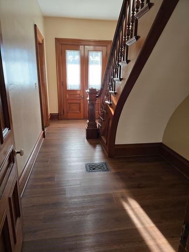 281 Pembroke St - Photo 2 of 16