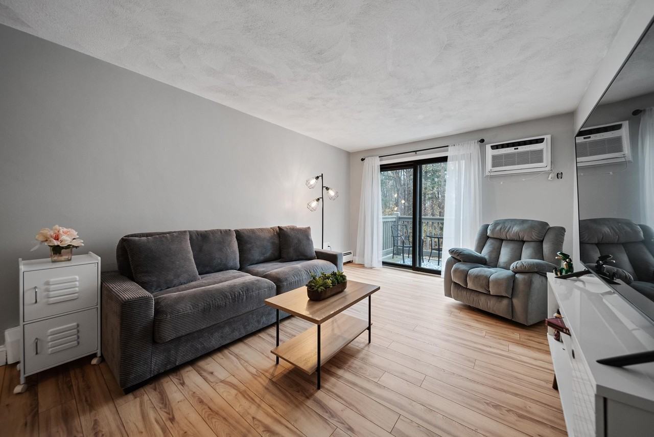 33 Andrew St #26 - Photo 7 of 21