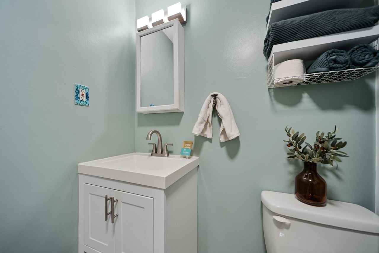 33 Andrew St #26 - Photo 6 of 21