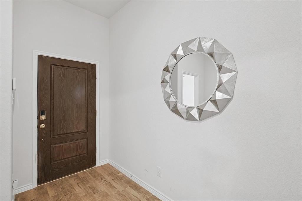 4106 Ellinger Dr - Photo 5 of 40