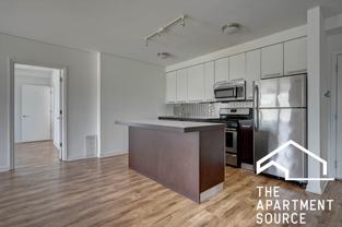 1544 West Glenlake Avenue #3A - Photo 1 of 1