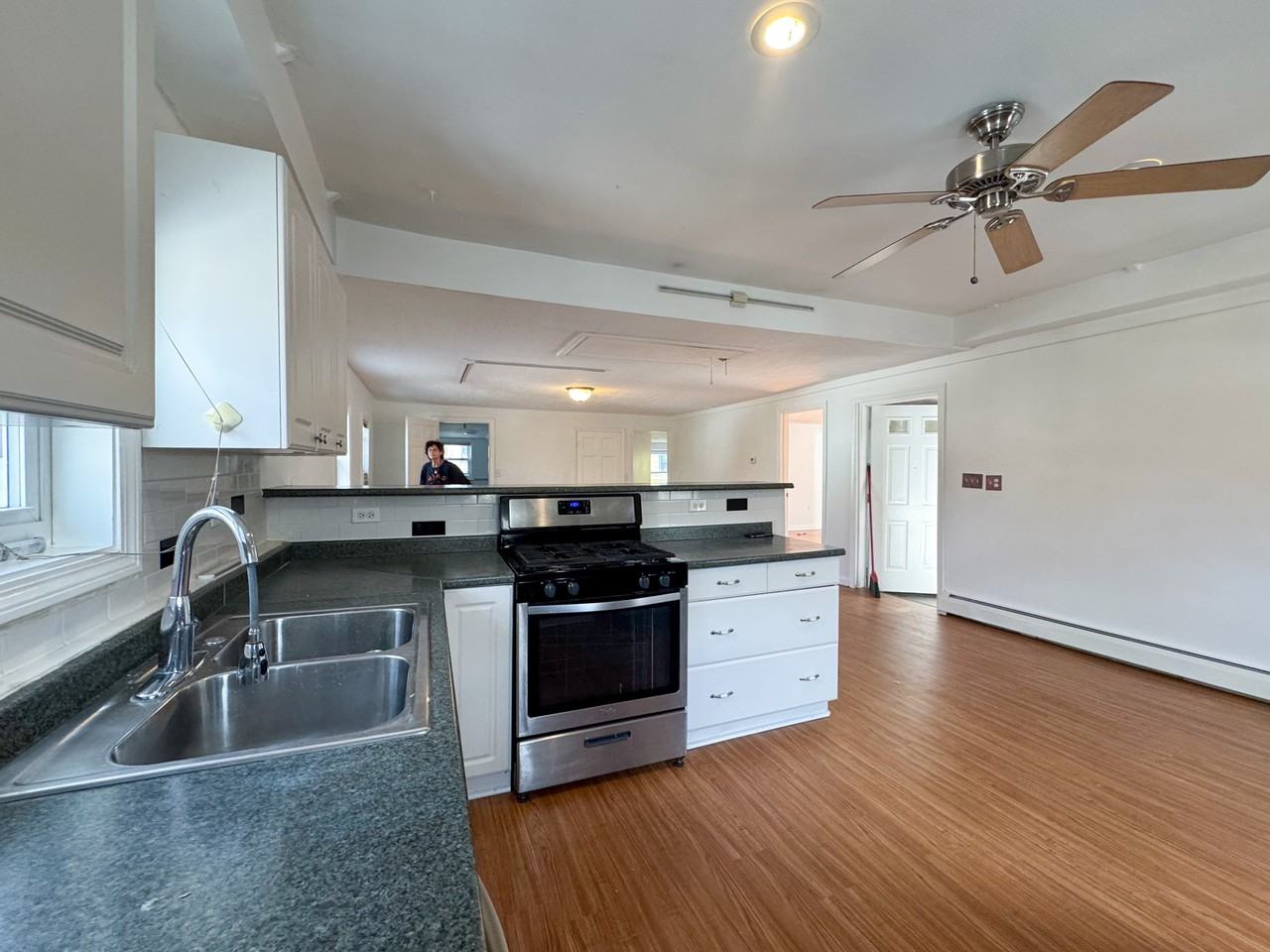 100 Sherman St #2 - Photo 3 of 10