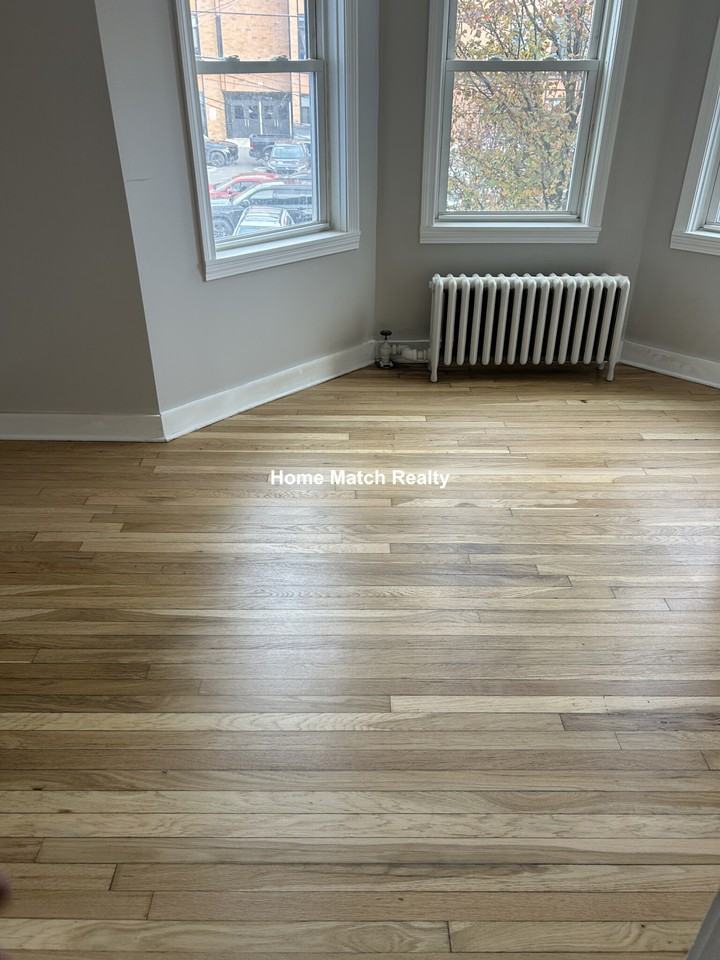 Gladstone St #2 - Photo 2 of 11