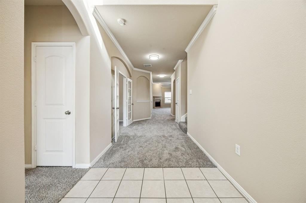 224 Oxford Dr - Photo 3 of 25