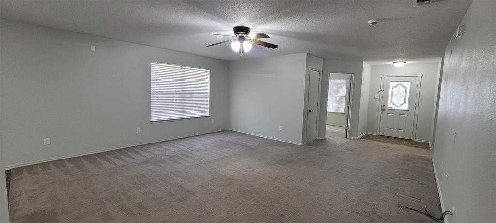 10345 Bear Hollow Dr - Photo 7 of 17