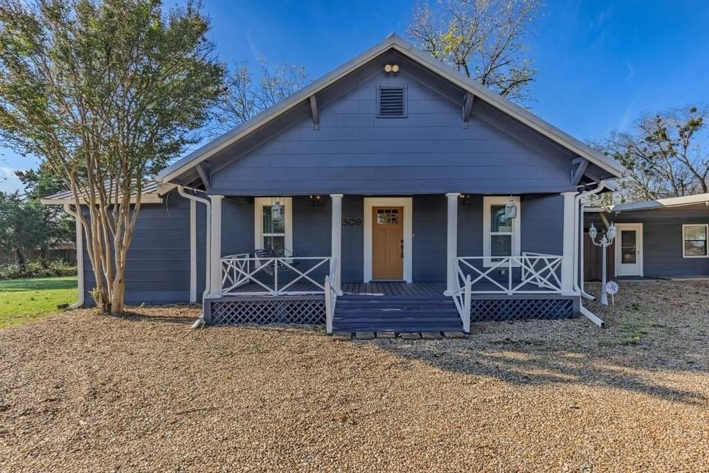 509 Maple St - Photo 3 of 36