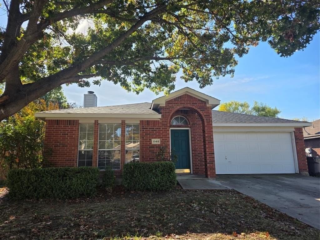 1148 Lake Bluff Drive