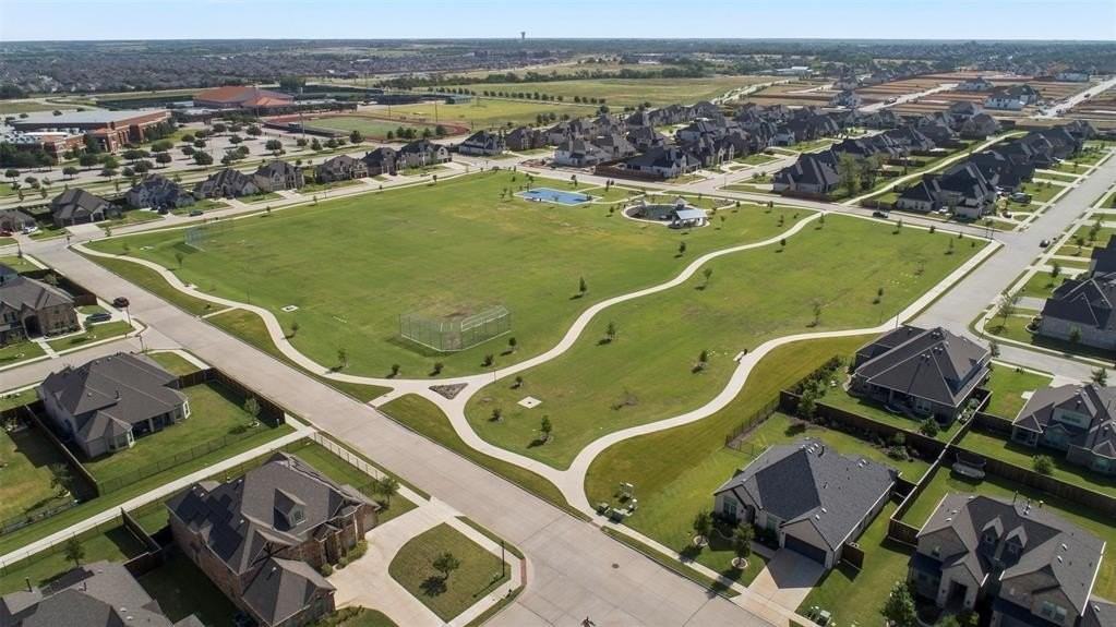 260 Godstone Ln - Photo 4 of 22