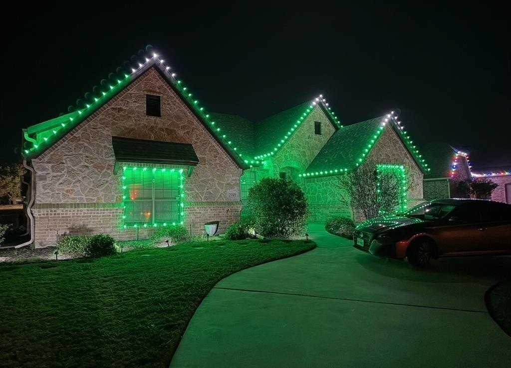 2949 Preston Club Dr - Photo 2 of 10