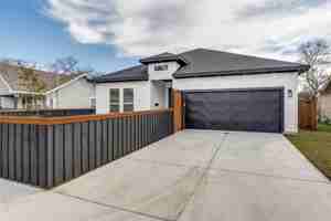 featured image of 2534 Southland Street