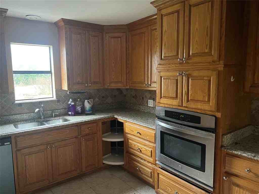 1541 State Highway 78 S - Photo 2 of 9